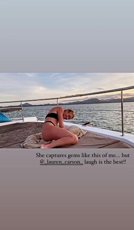 女子高生OnlyFans ヌード 写真