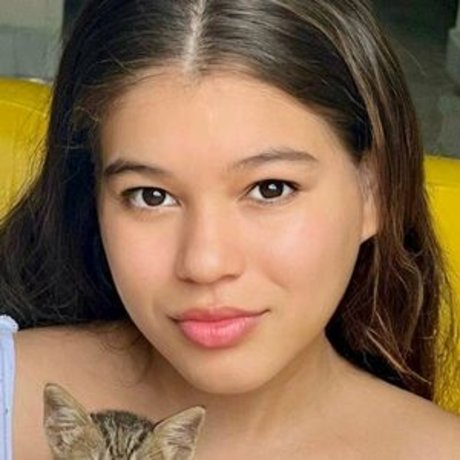 yanethhmarin スター 裸 画像