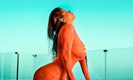 花嫁オンリーファン ホット ギャラリー