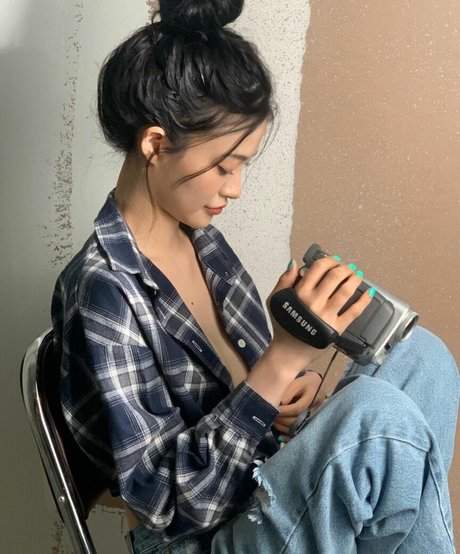 somsom o0o スター ヌード 写真