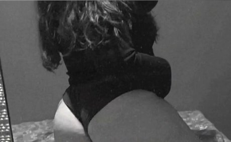 Draconiarv 無料のポルノスター 写真