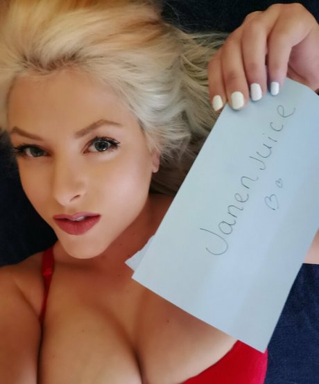 本物の熟女OnlyFans xxx ギャラリー