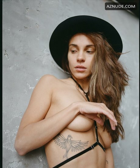 ビキニストリップOnlyFans ベスト 写真