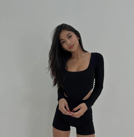 gilga d ポルノ女優 写真