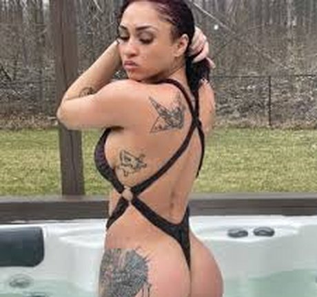 Lilyurislut かわいいモデル アーカイブ