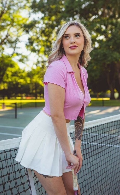 美しいベイビーOnlyFans ホット裸 写真