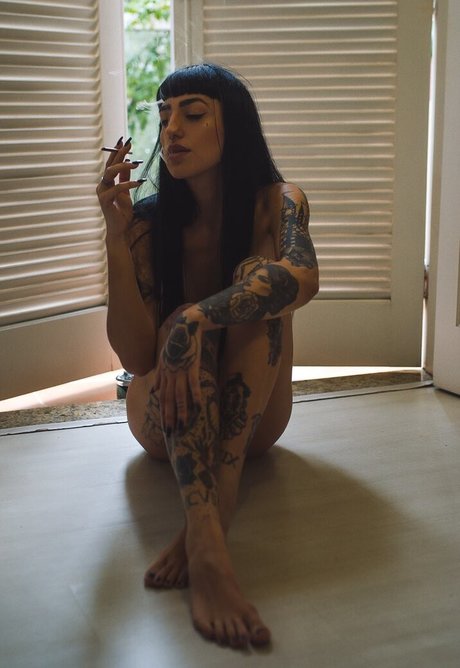 Psiubabi ヌード女優 画像