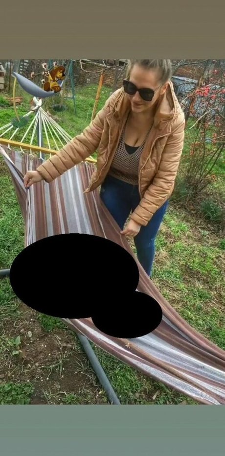 Stella Vulcheva ホットスター 写真