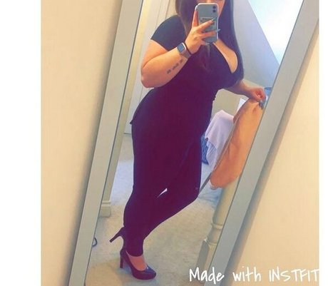 Vikki 89 アダルトスター 写真