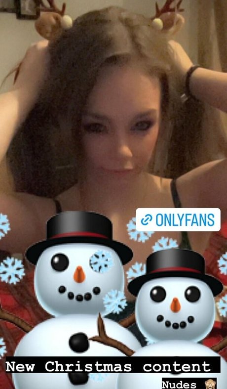 美しい足 OnlyFans ヌード 画像