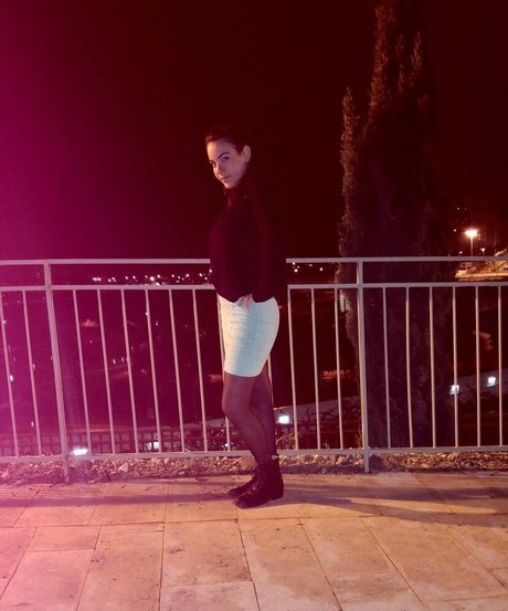 女装オンリーファン ポルノ 写真