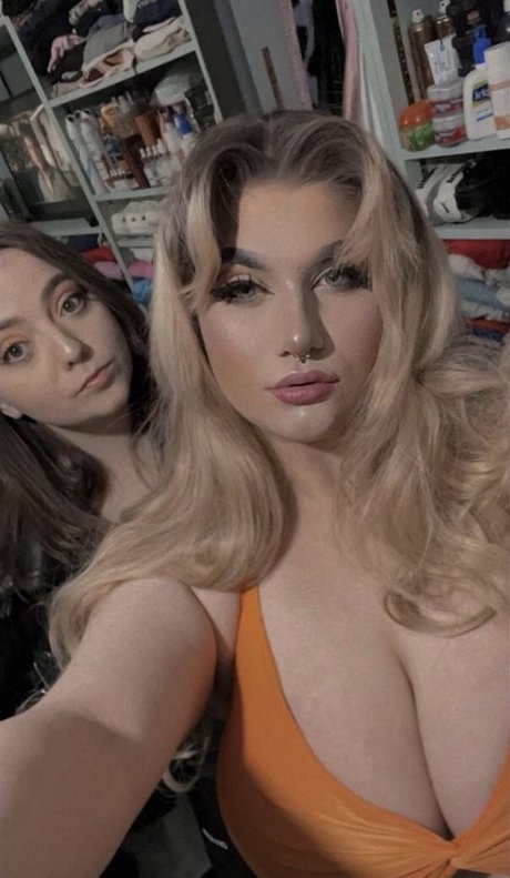 美しいロシアのOnlyFans ホットセックス 写真