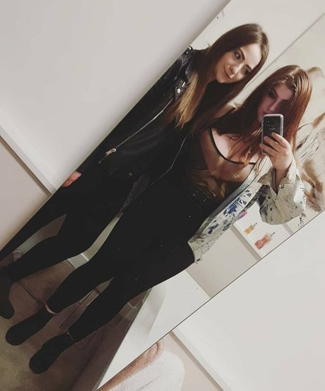 Sophie C アートポルノスター 写真