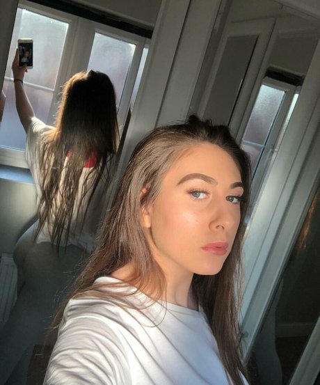 Soph Alice top profile image