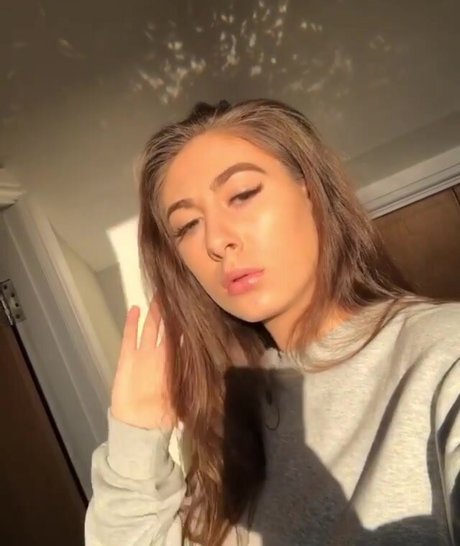 Soph Alice 美しいポルノスター 画像