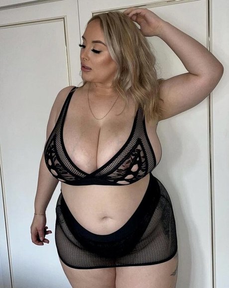 美しいベイビーOnlyFans セクシー 写真