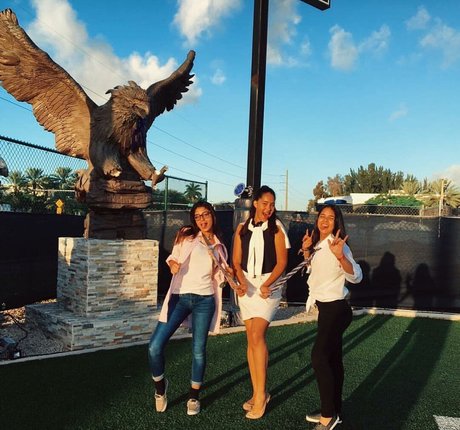 Antoenella ポルノスター アート 画像