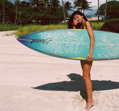 Antoenella ポルノスター xxx 画像