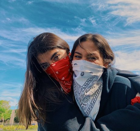 Antoenella ヌード女優 写真