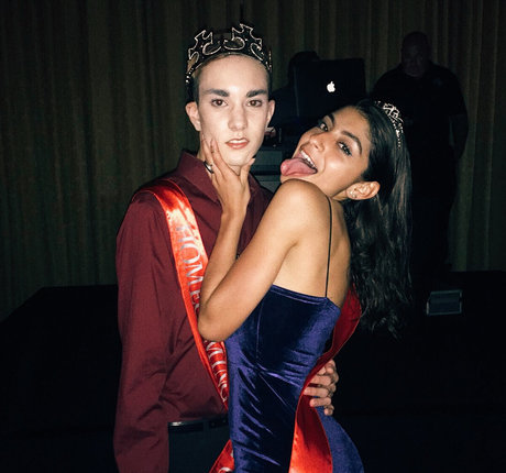 Antoenella 高品質のスター アーカイブ