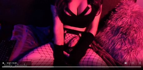 Lady eboshi 美しいポルノスター 写真