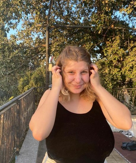 Ori Yaron セクシーなスター 写真