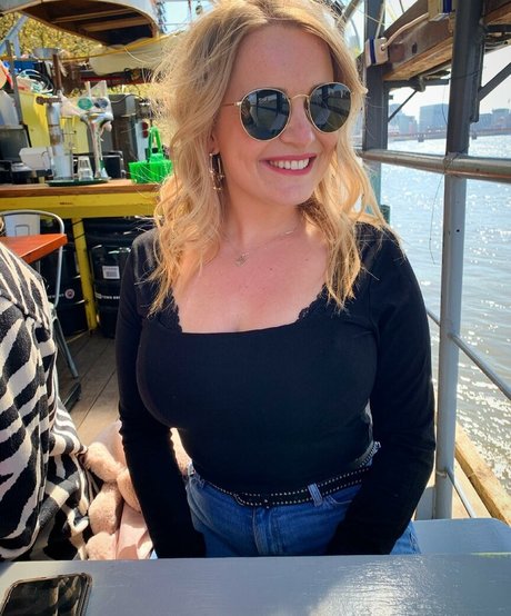 Kirsty Eccleston ヌードのポルノスター 画像