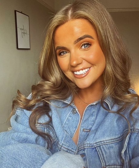 Emily Mather 完璧なポルノスター 写真