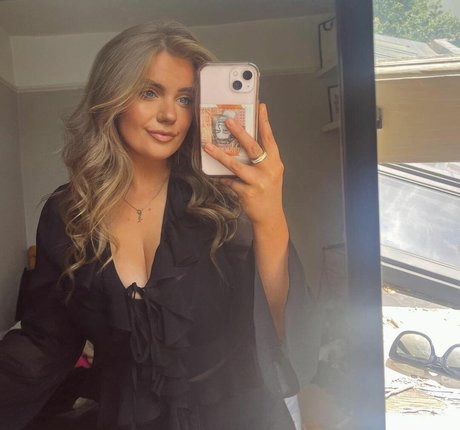 ティーンフィンガリングOnlyFans アートxxx 写真