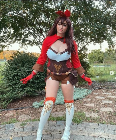 Michaela Lee ヌードのポルノスター 写真