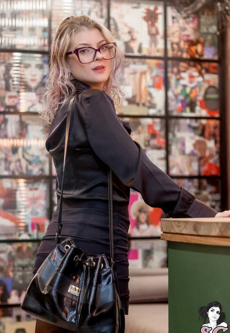 belladonna ポルノスター 可愛い ギャラリー