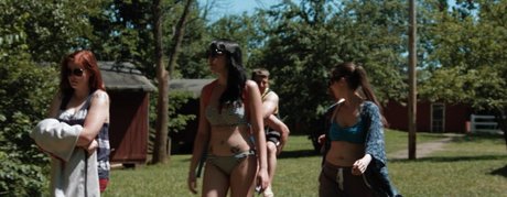 Kenzie Phillips ヌードモデル 写真