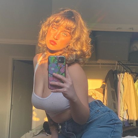 Annie Marie Sauve 素敵なモデル ギャラリー