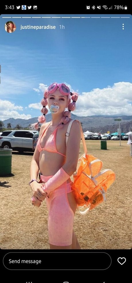 Justine Paradise 可愛いモデル 写真