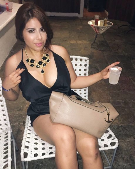 ドイツのアマチュアOnlyFans トップ 画像