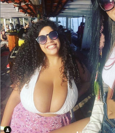 Mayla Coimbra セックス女優 写真