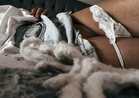 Merindah Brooke 最高のスター 写真