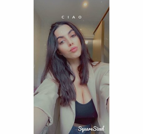 Chelsea Rowlinson 美しいモデル 写真