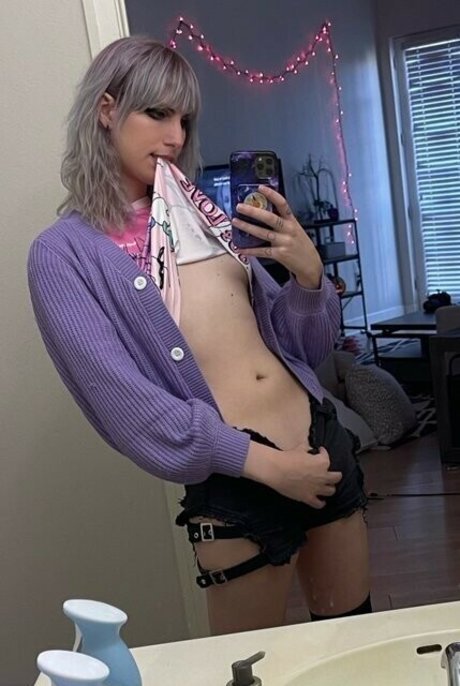 Zelda McKay 完璧な女優 画像