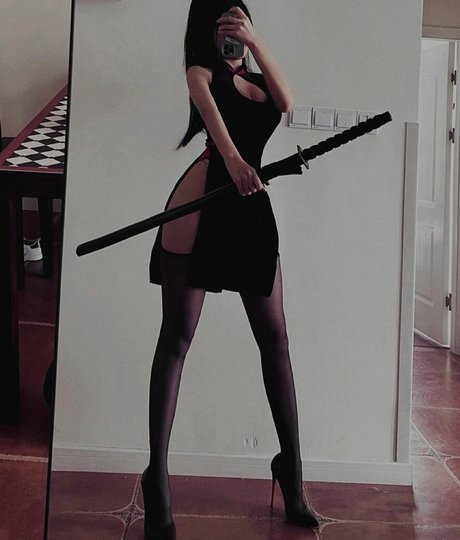 Luna Hwang 最高のスター 写真