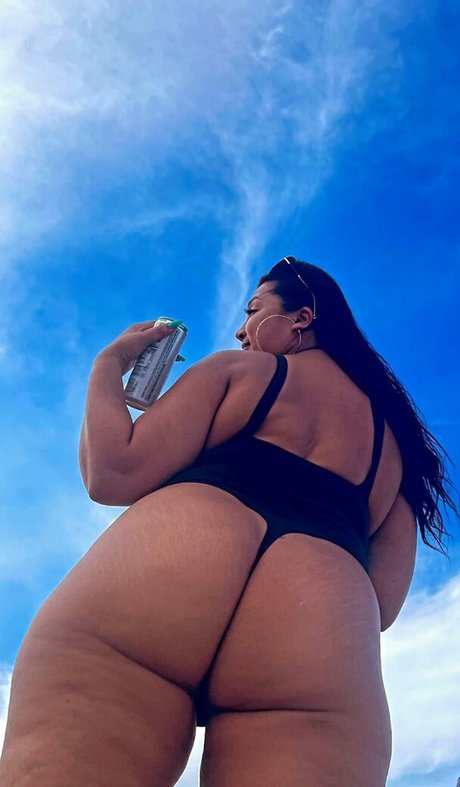 Aziastar 無料のポルノスター 写真