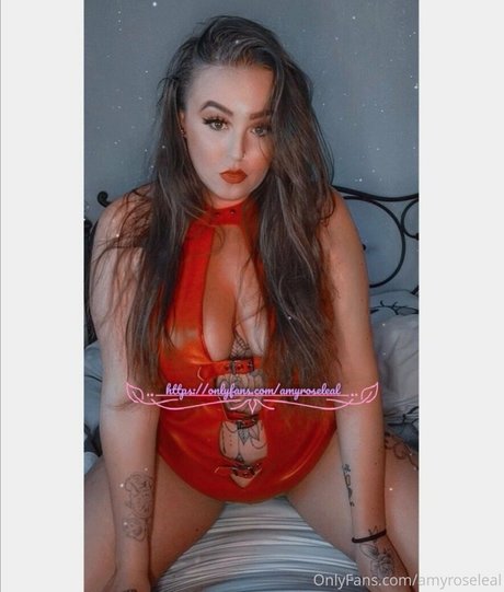 amyroseleal セクシーモデル 写真