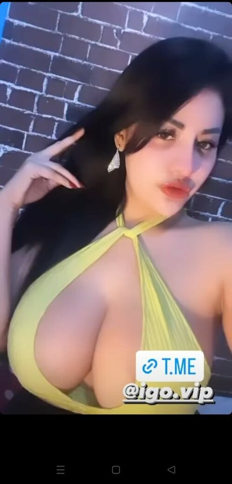 Neysa Alina アダルトモデル 写真