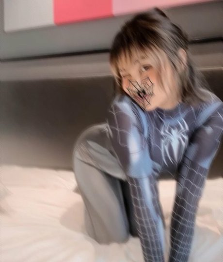 Misserraw ヌードモデル 写真