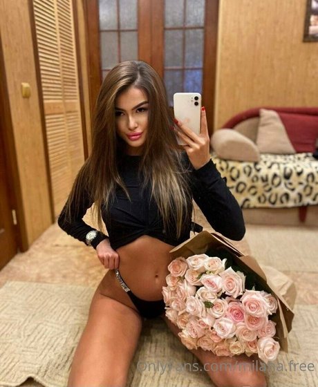 milana star エロティックモデル ギャラリー