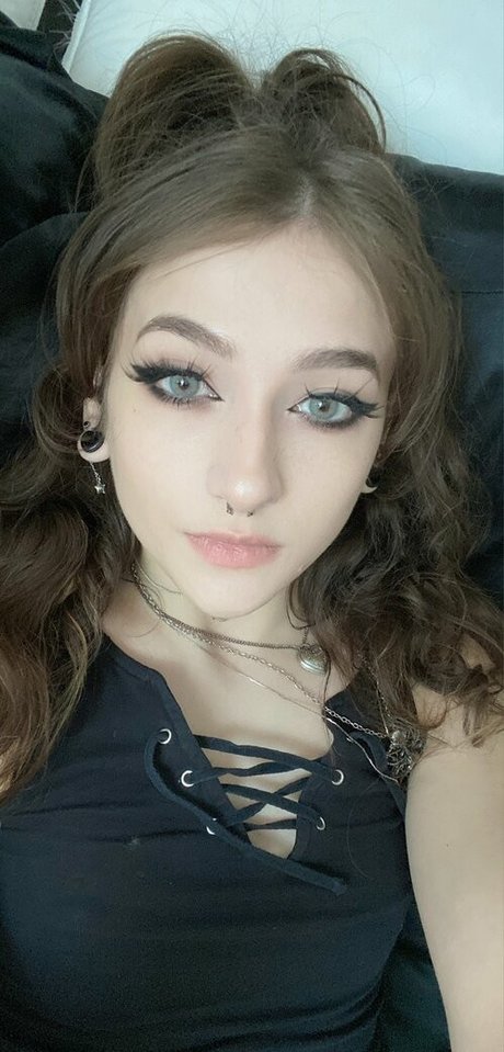 Prettyhostage スター xxx 画像