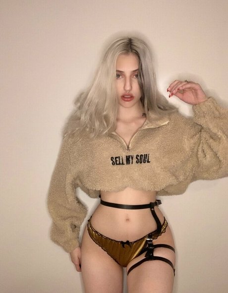 Fawnx ポルノスター セックス 画像