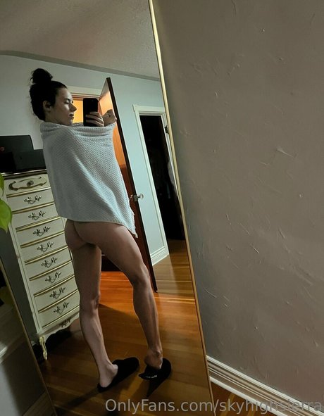 曲線美の黒檀OnlyFans 美しいヌード ギャラリー