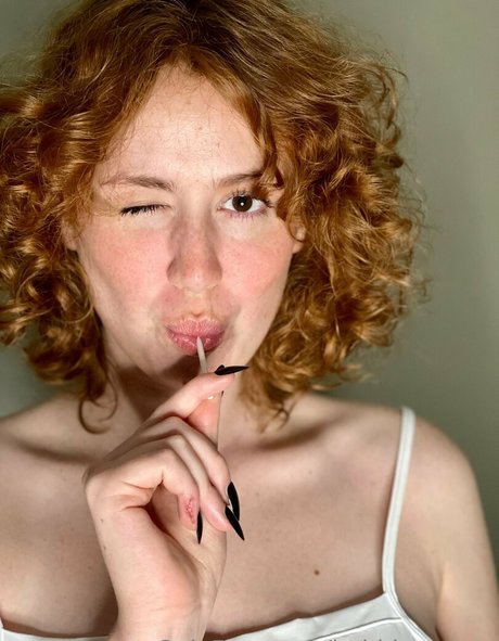 asmr 裸 onlyfans エロチック 画像