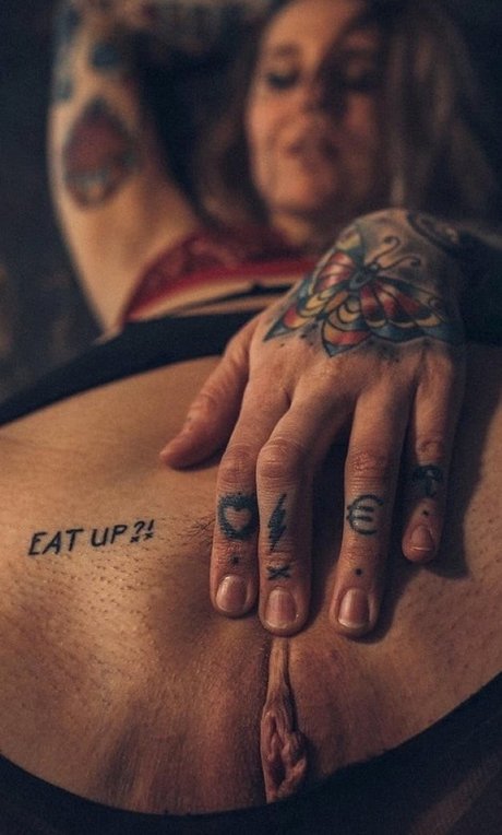 小さいチンポOnlyFans ホット アーカイブ